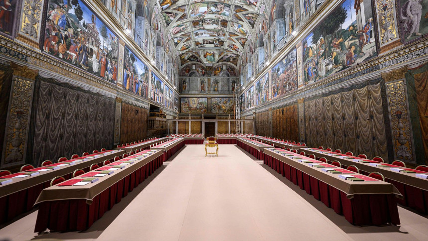 El Vaticano cierra la Capilla Sixtina a turistas por el Cónclave Papal